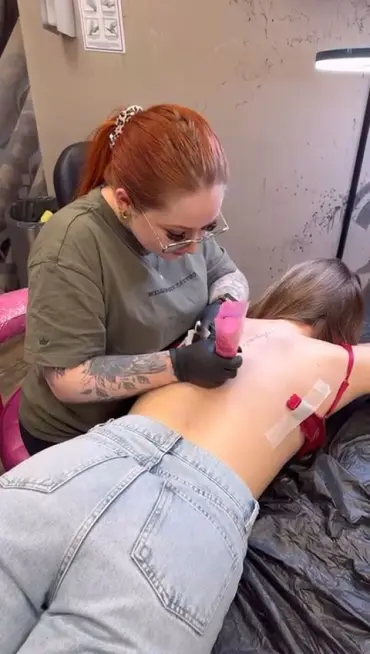 hannah_millionartstattoo-flensburg_1.mp4